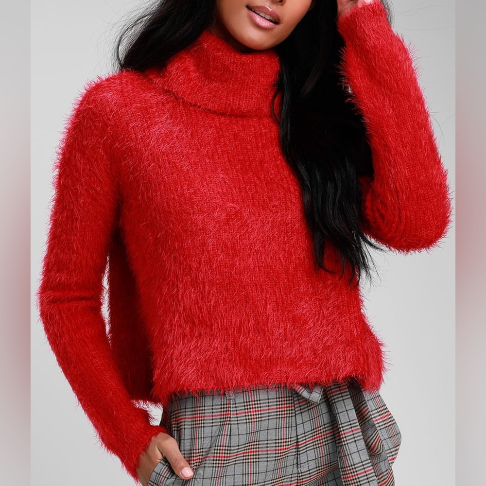 Jack By Bb Dakota Bat Your Lashes Red Eyelash Knit Turtleneck Cropped Sweater